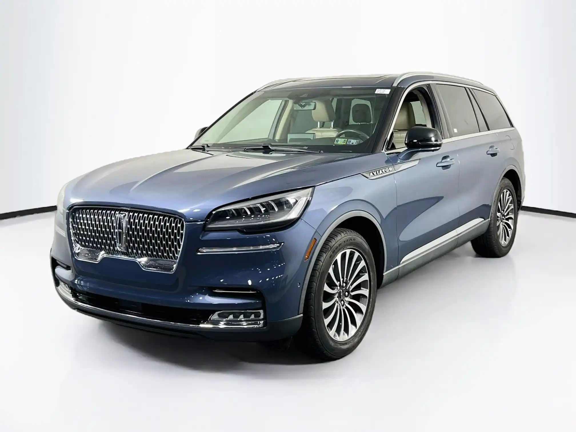 2021 Lincoln Aviator Reserve AWD's photo