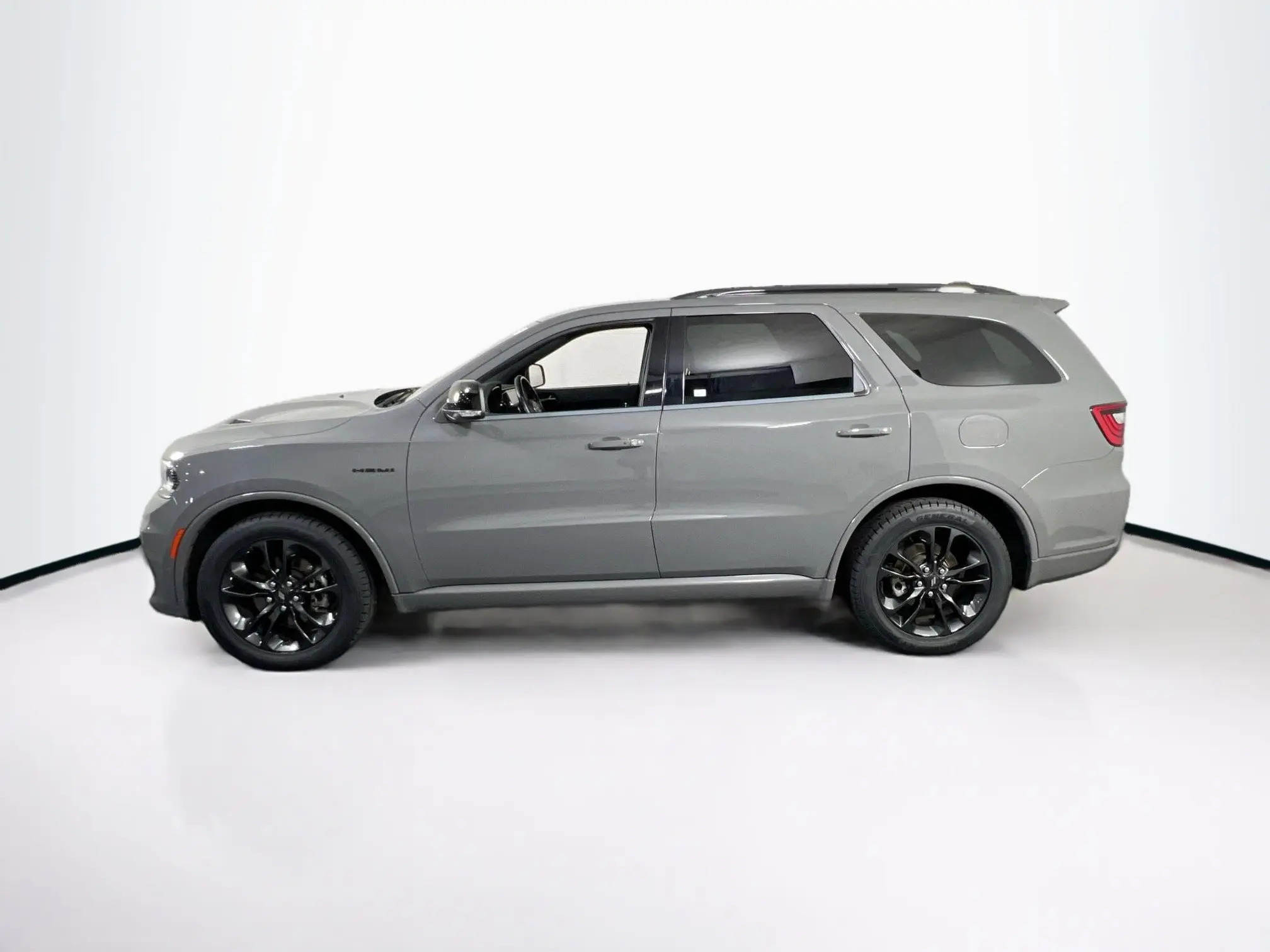 2023 Dodge Durango R/T Plus AWD photo 5
