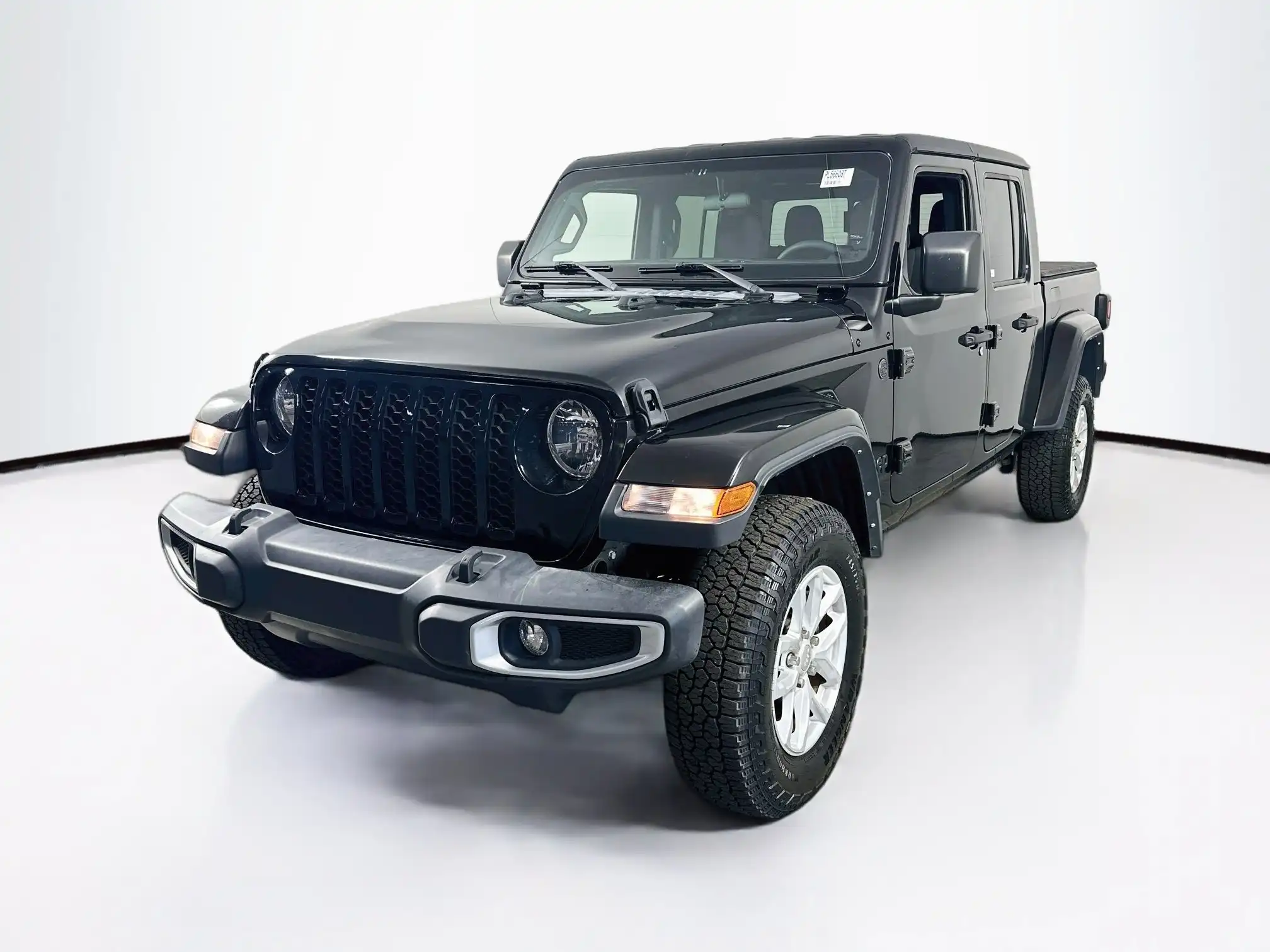 2023 Jeep Gladiator Sport S's photo