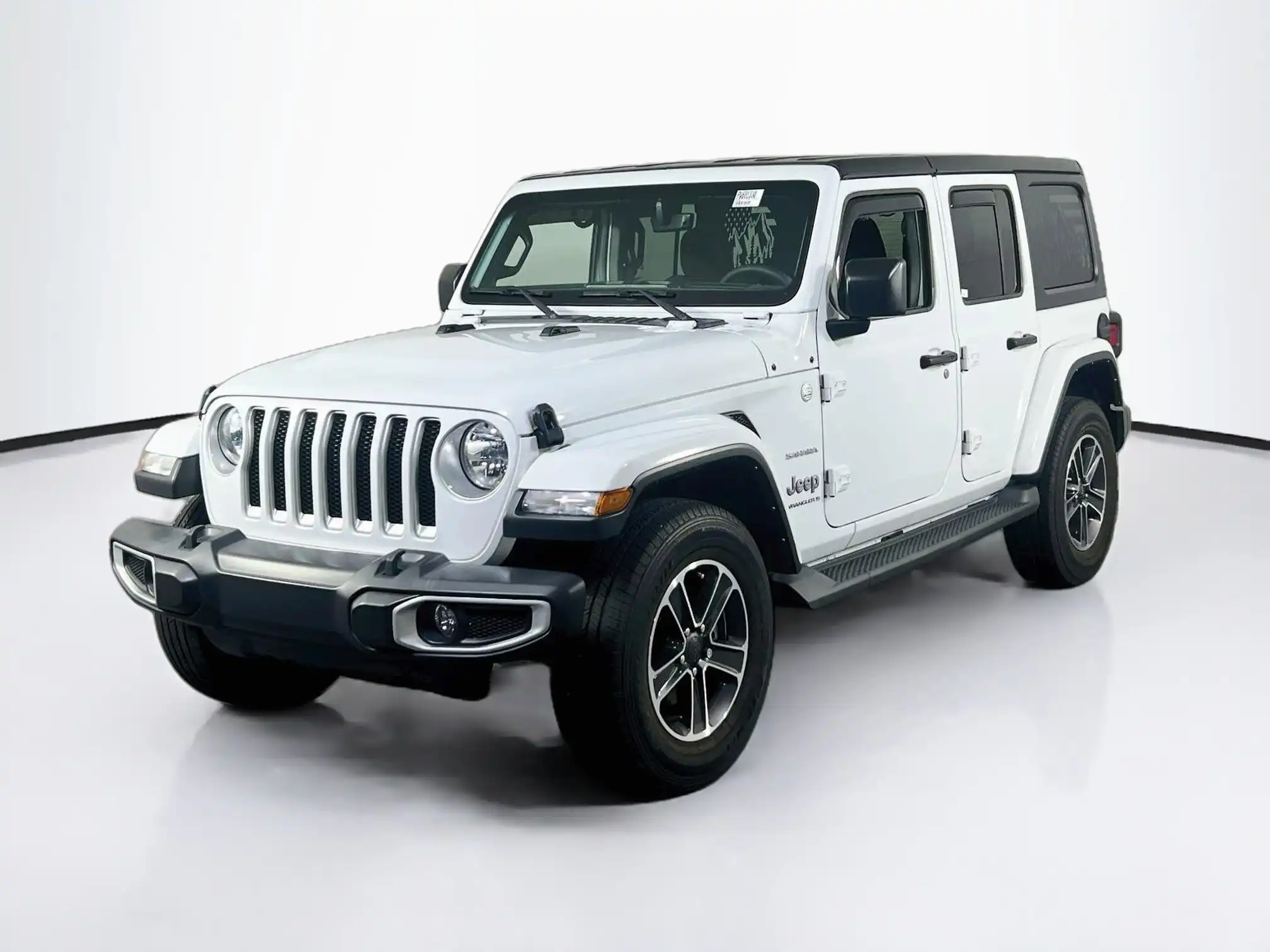 2023 Jeep Wrangler Sahara's photo