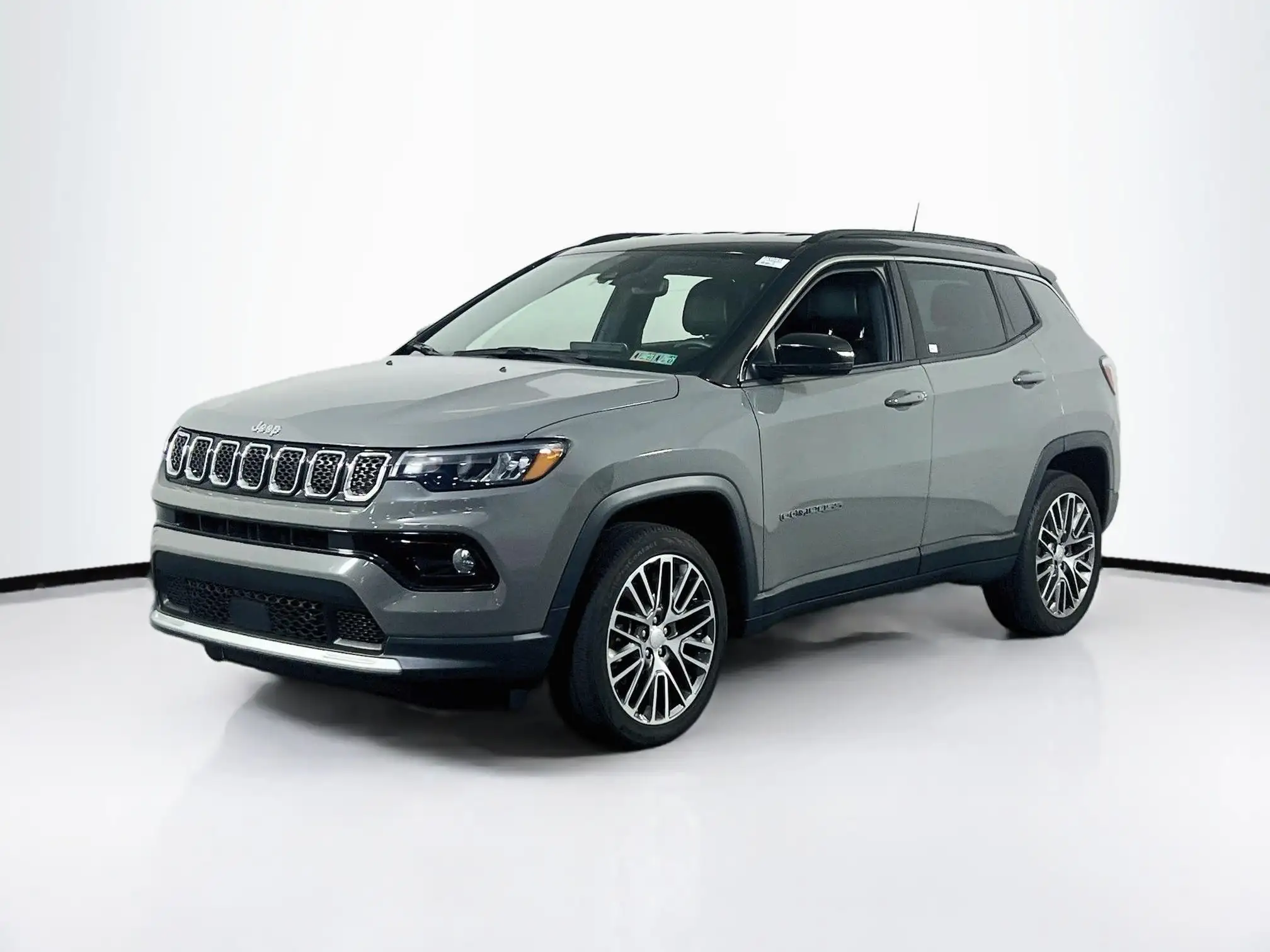 2023 Jeep Compass Limited 4X4's photo