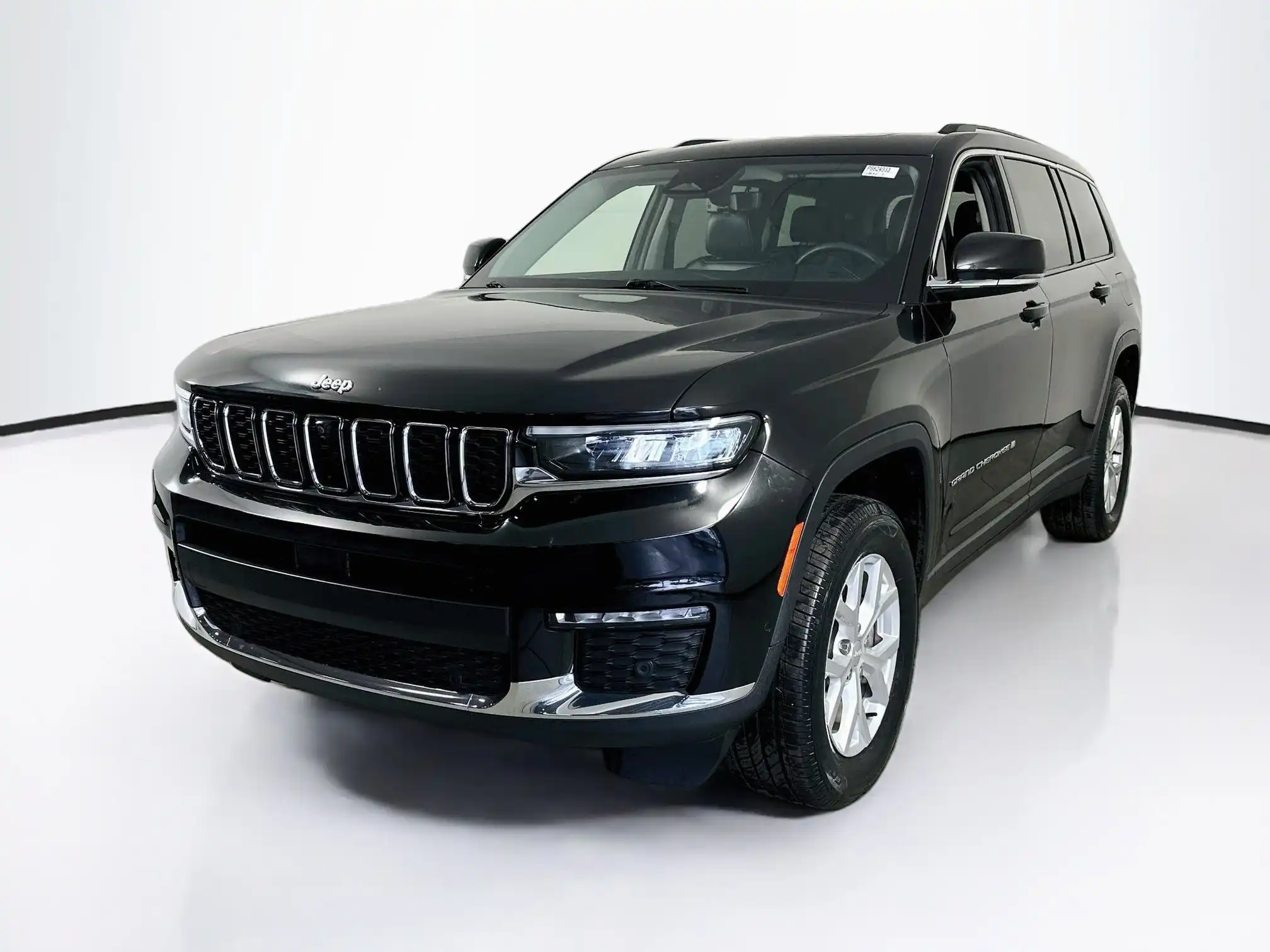 2023 Jeep Grand Cherokee L Limited 4WD's photo