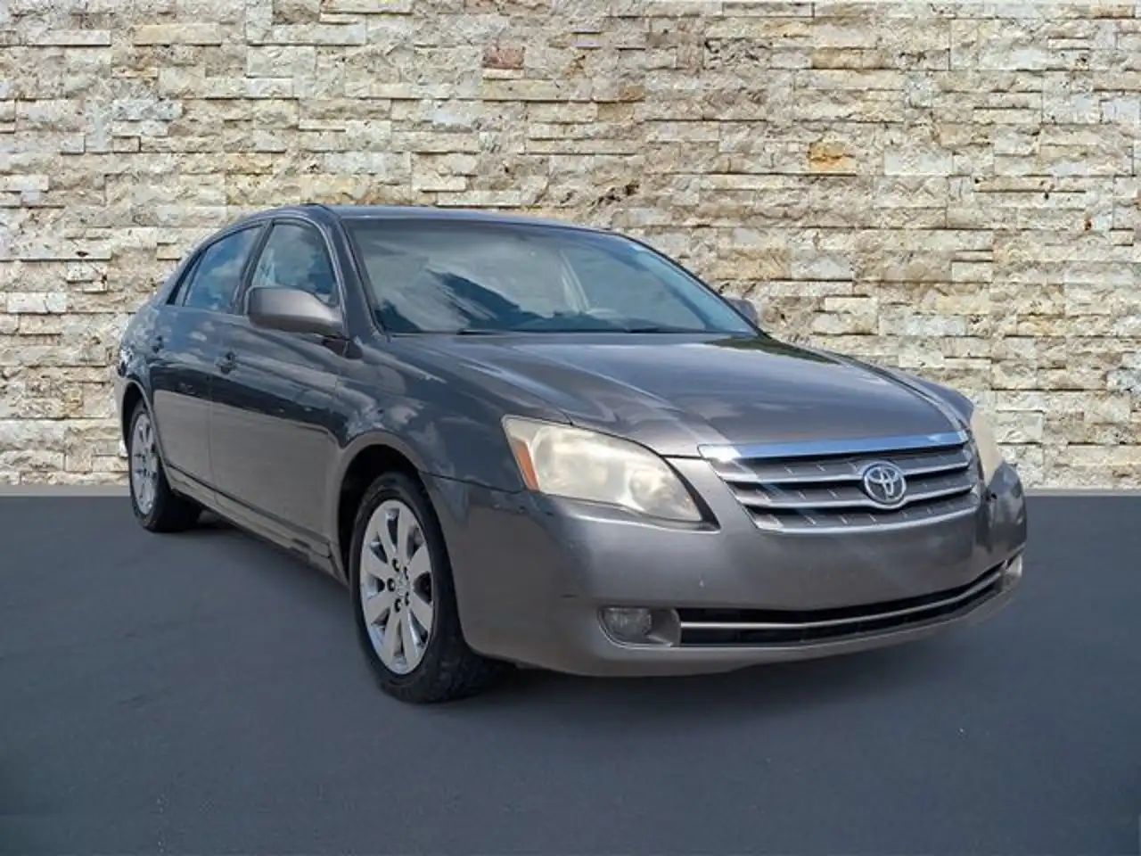 2007 Toyota Avalon XL's photo