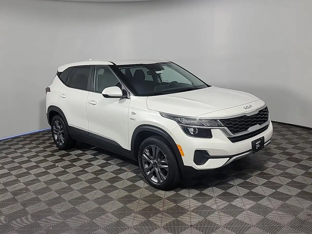 2023 Kia Seltos 2.0 LX AWD's photo