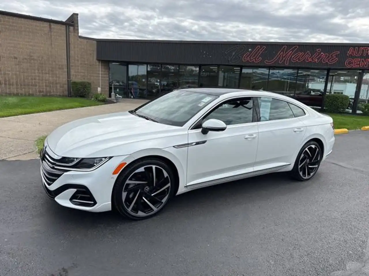 2023 Volkswagen Arteon SEL Premium R-Line with 4Motion's photo
