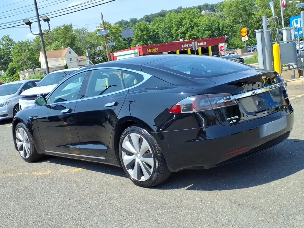 2021 Tesla Model S Long Range Plus photo 4