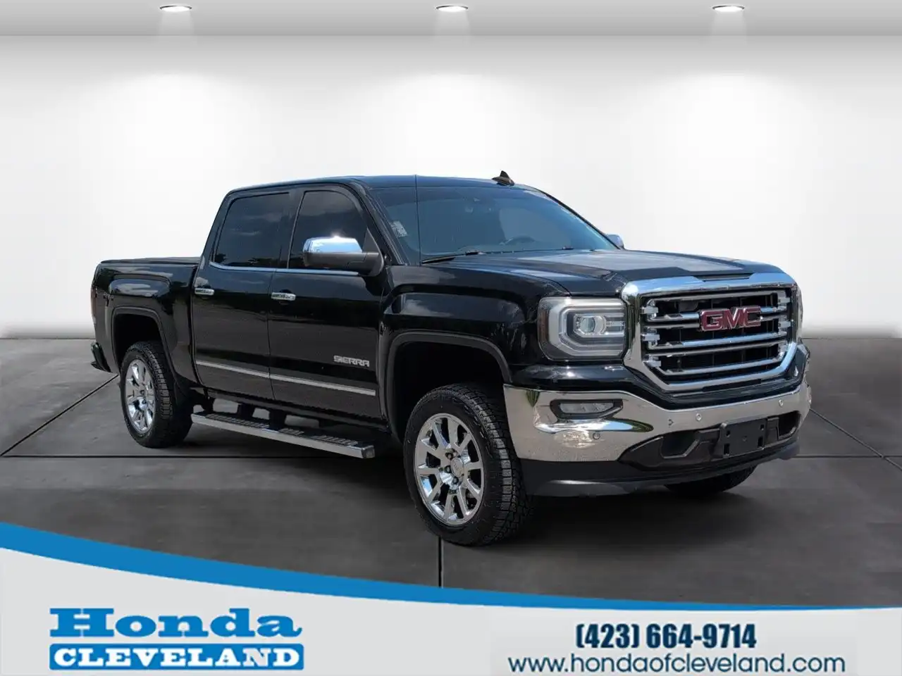 2016 GMC Sierra 2WD Crew Cab Short Box SLT's photo