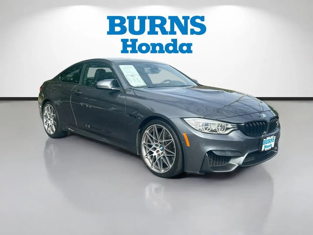 2016 BMW M4 Base photo 3