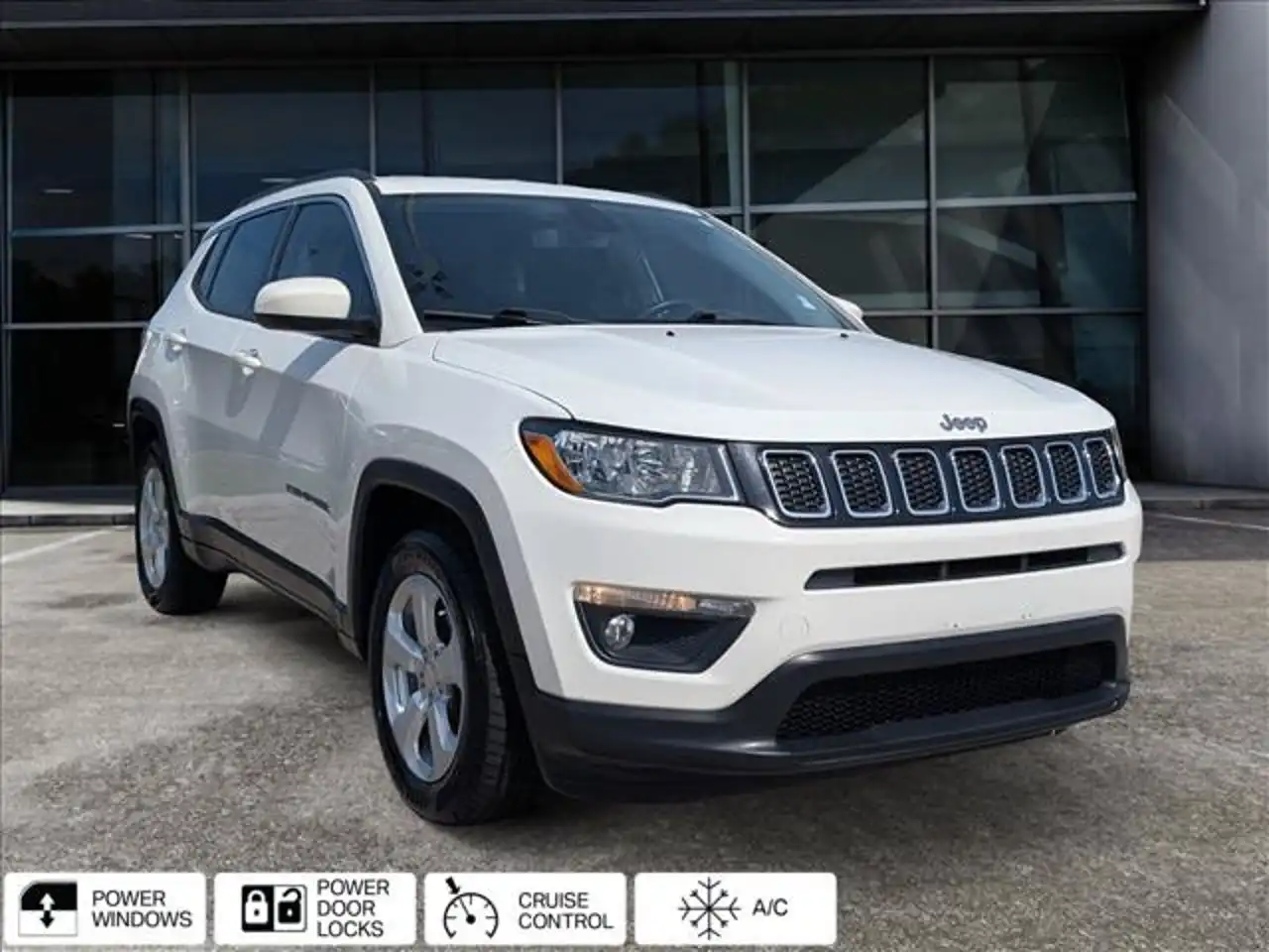 2018 Jeep Compass Latitude's photo