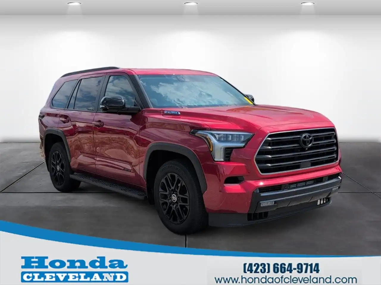 2024 Toyota Sequoia Limited 4WD i-FORCE MAX Hybrid's photo