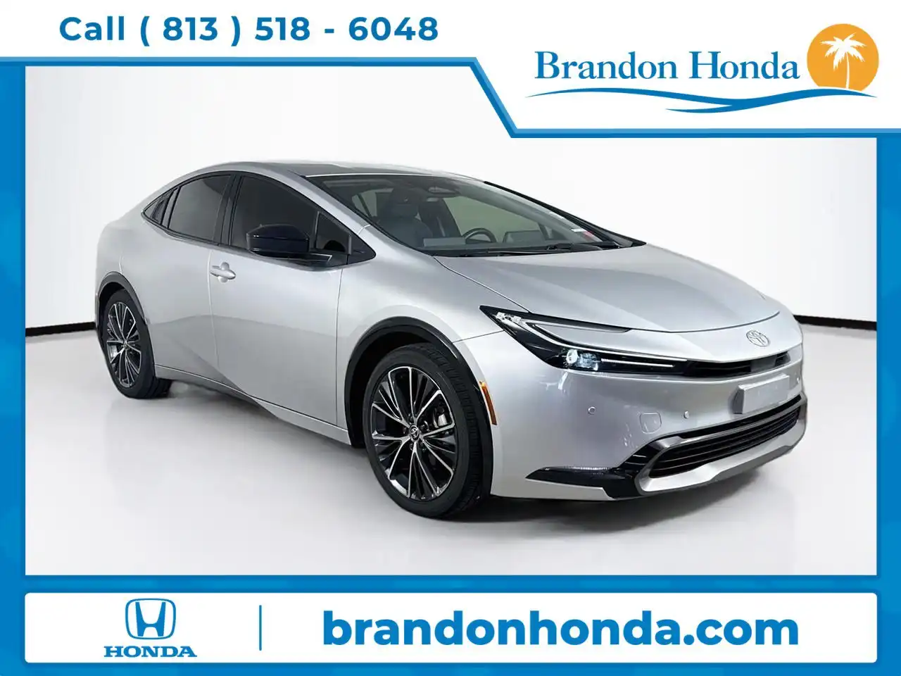 2024 Toyota Prius XLE FWD's photo