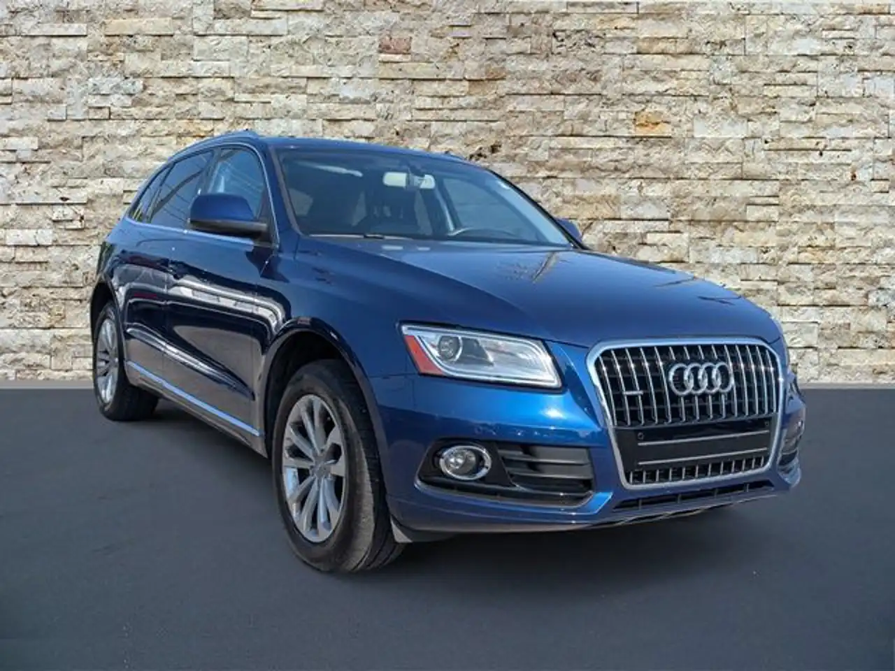 2014 Audi Q5 2.0T quattro tiptronic Premium's photo