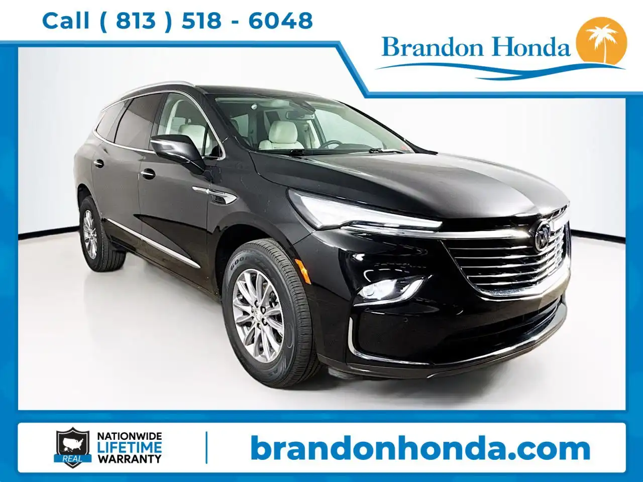 2023 Buick Enclave Essence's photo