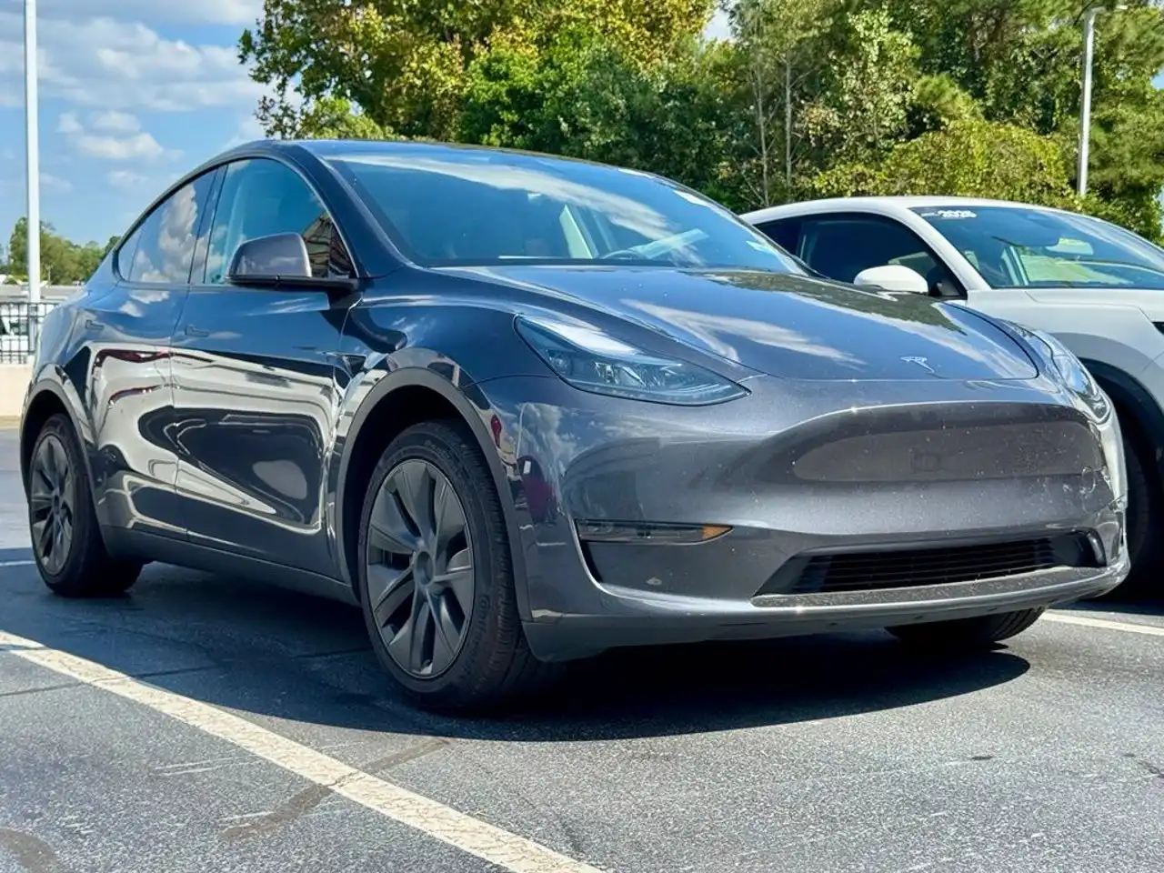 2025 Tesla Model Y Long Range RWD's photo