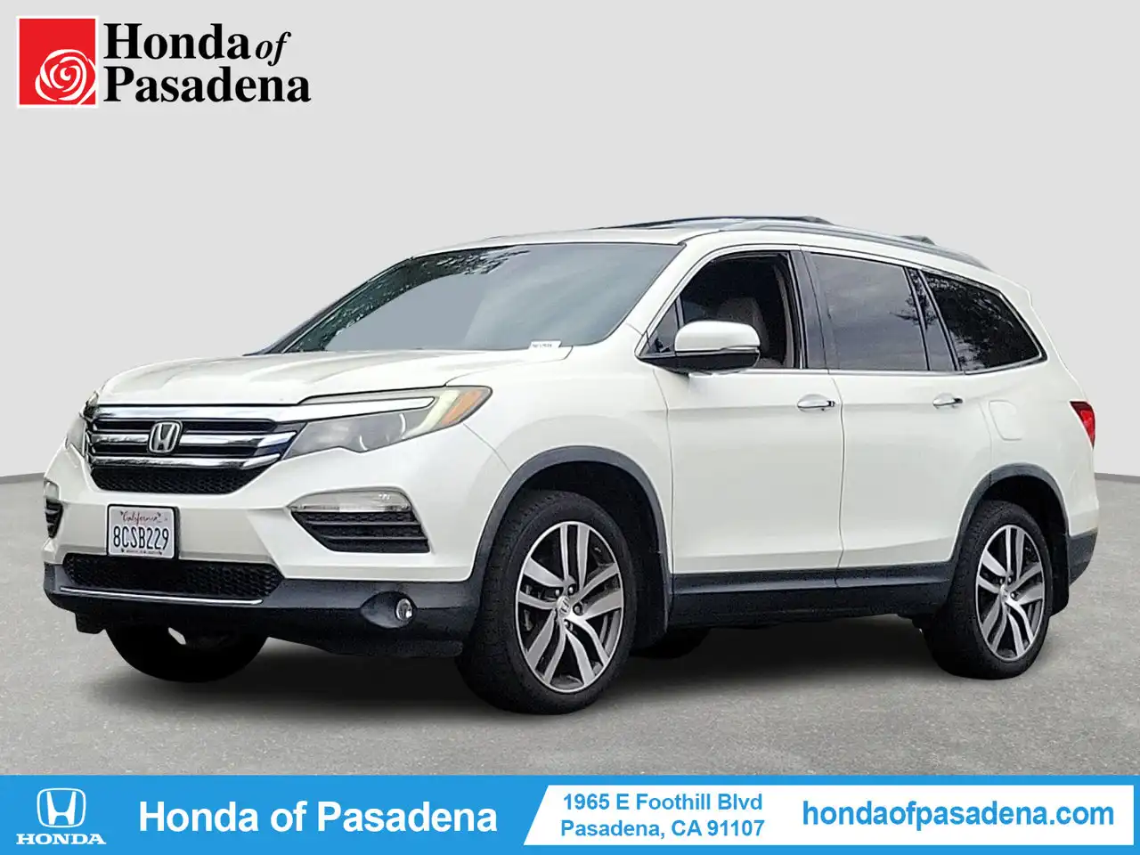 2017 Honda Pilot 4WD Elite's photo