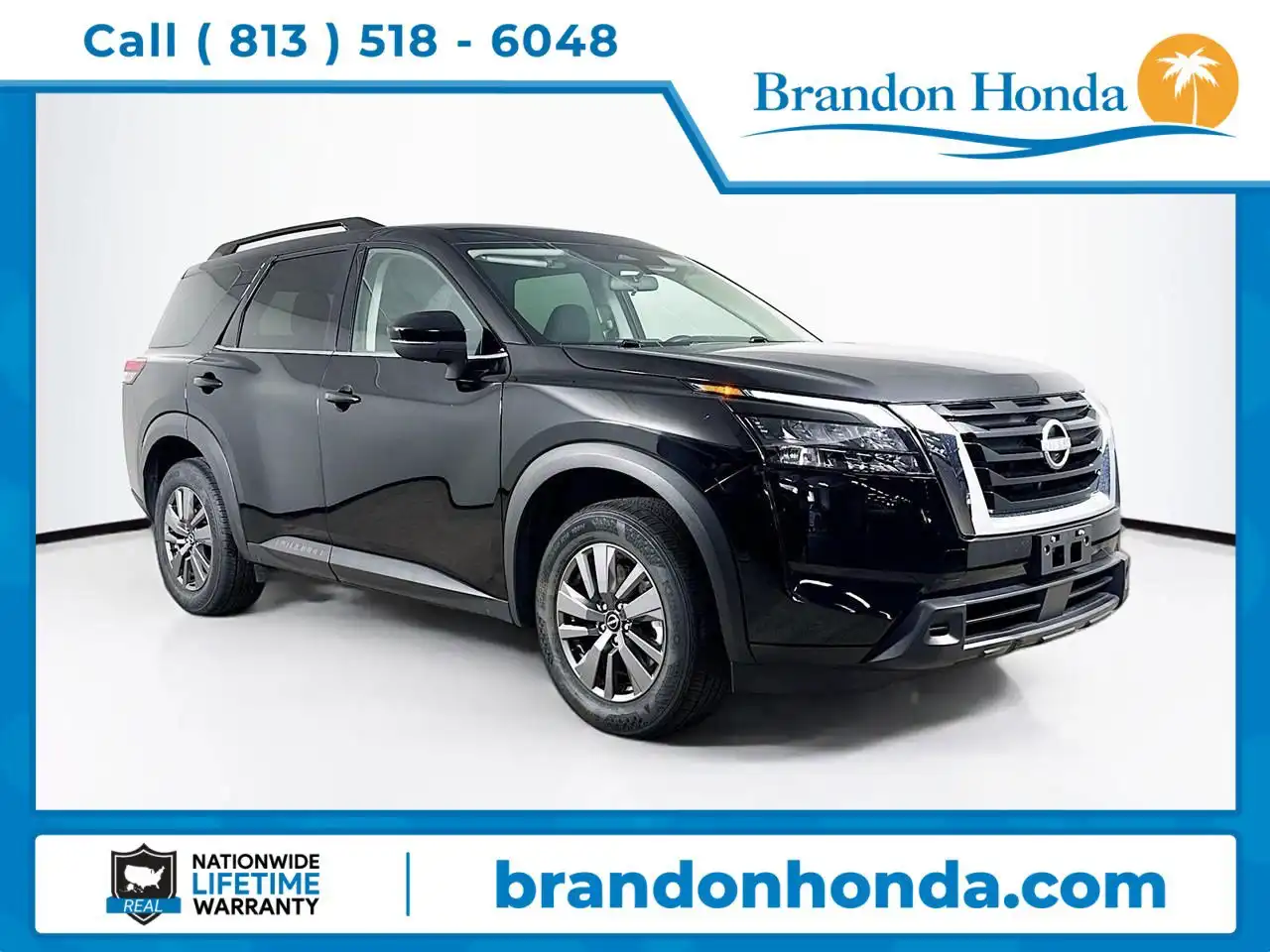 2025 Nissan Pathfinder SV 2WD's photo