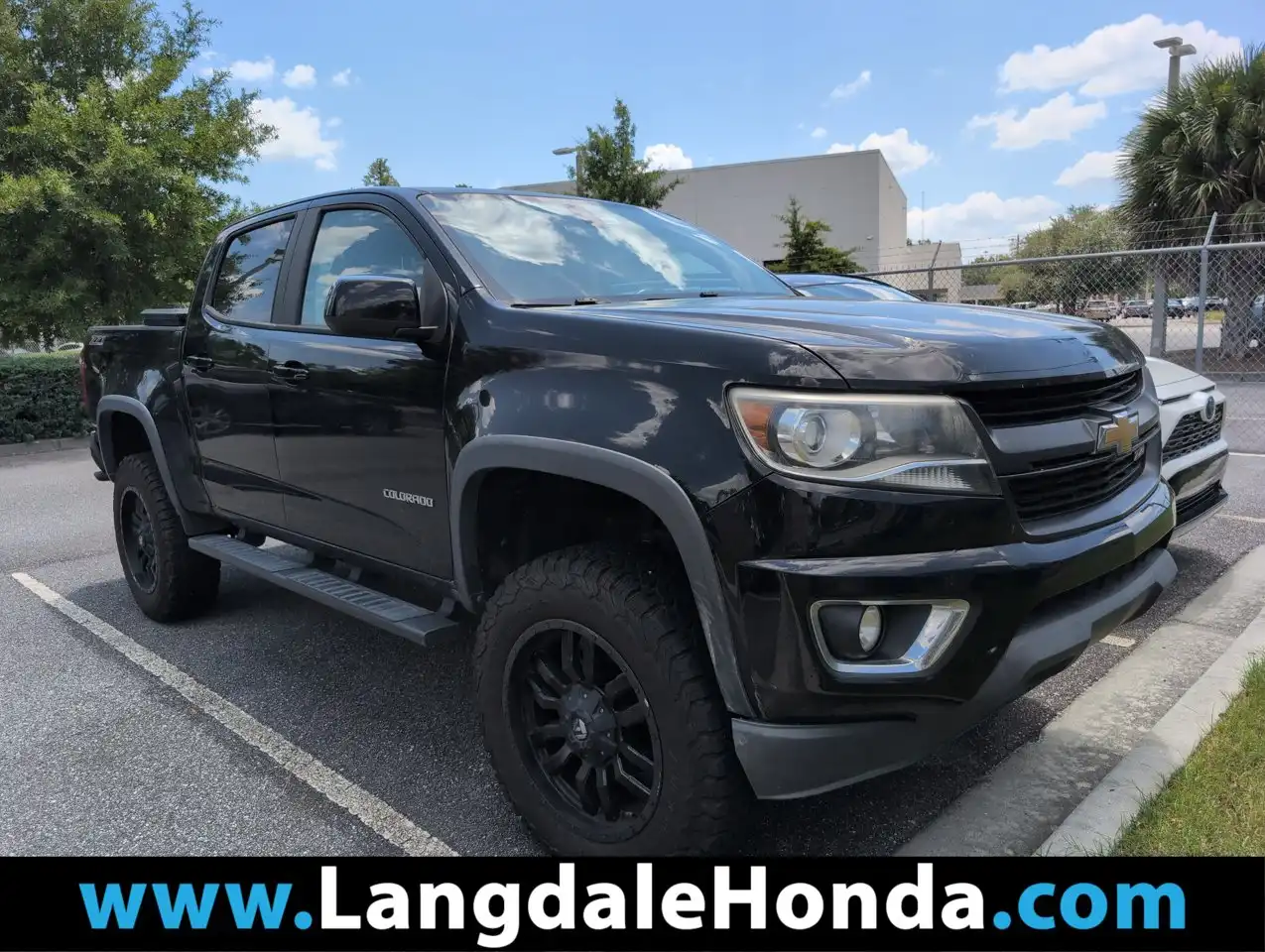2015 Chevrolet Colorado Z71 4WD Crew Cab Short Box's photo