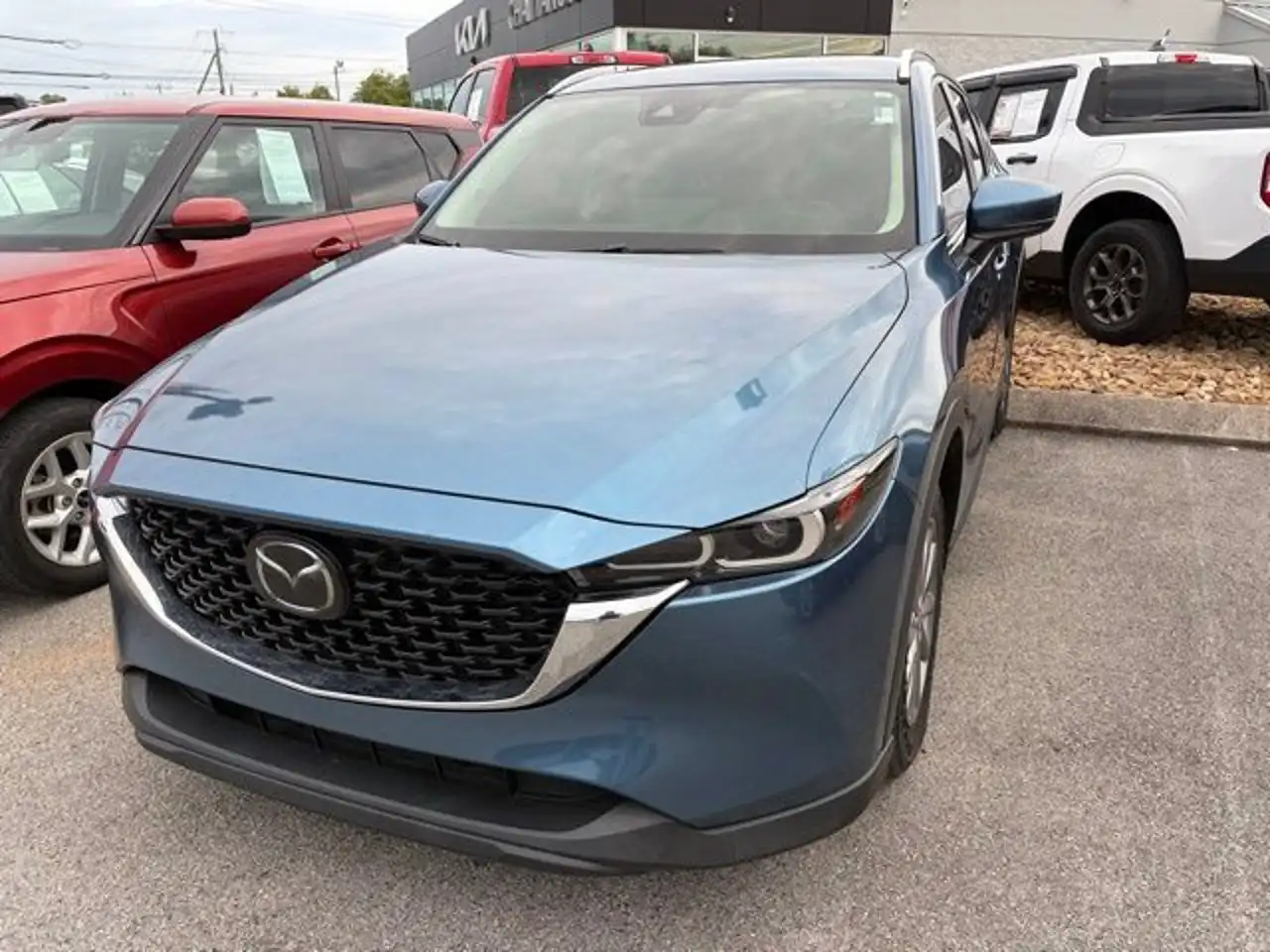 2022 Mazda CX-5 S Select Package Auto AWD's photo