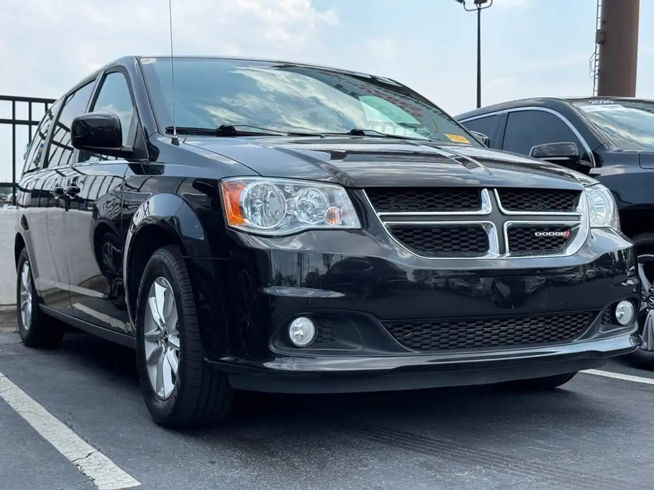 2018 Dodge Grand Caravan SXT's photo