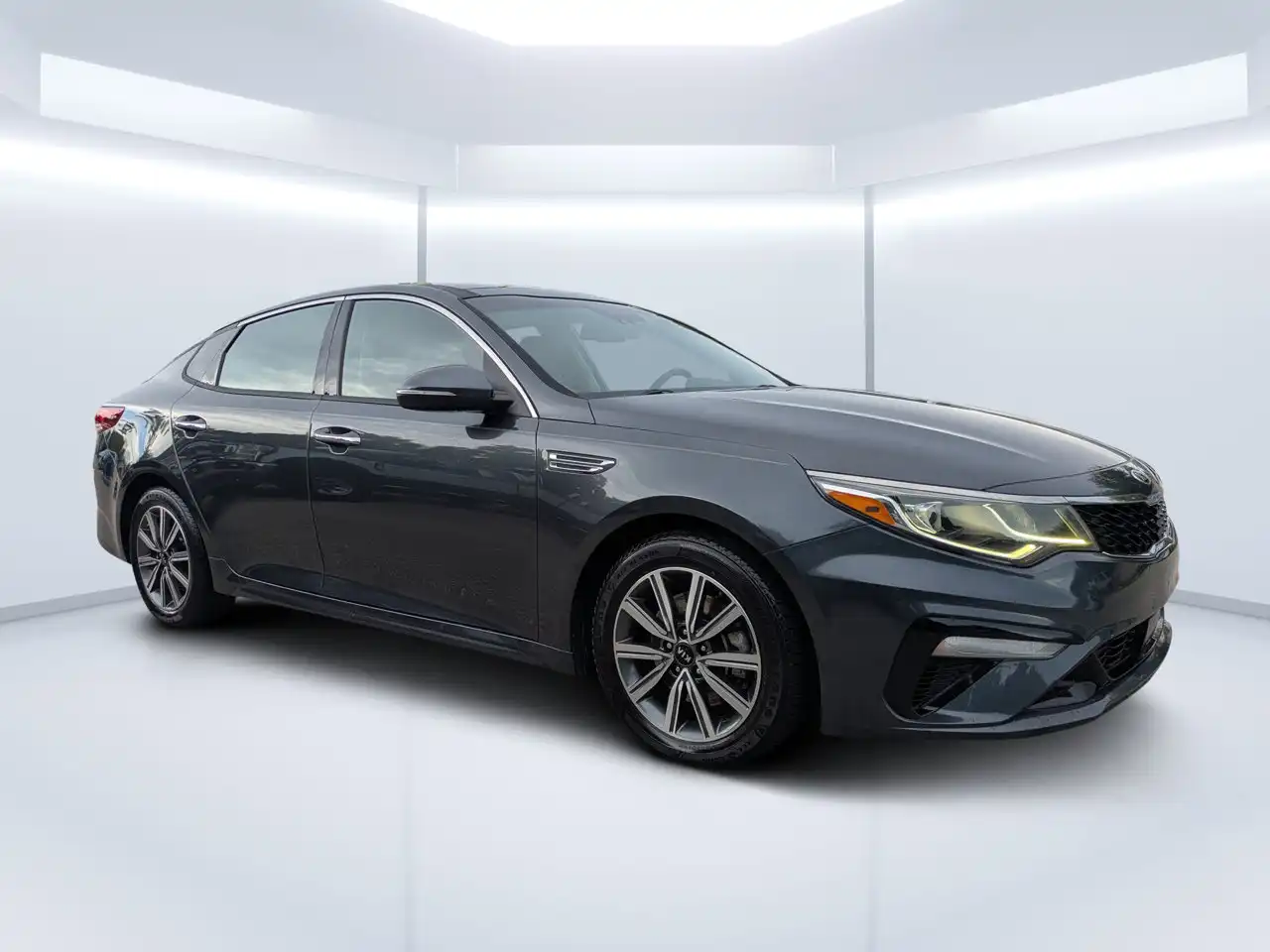 2020 Kia Optima Premium Auto EX's photo
