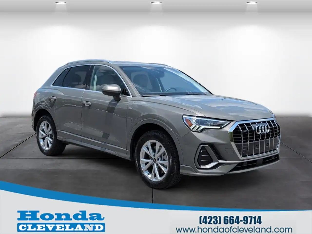 2025 Audi Q3 45 TFSI S Line Premium Plus quattro's photo