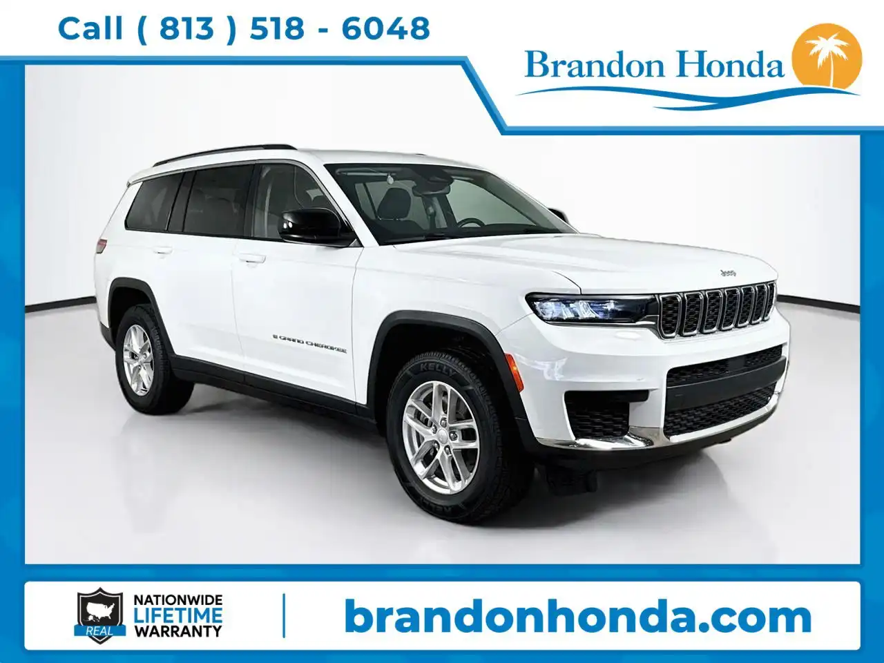 2023 Jeep Grand Cherokee L Laredo 4x4's photo