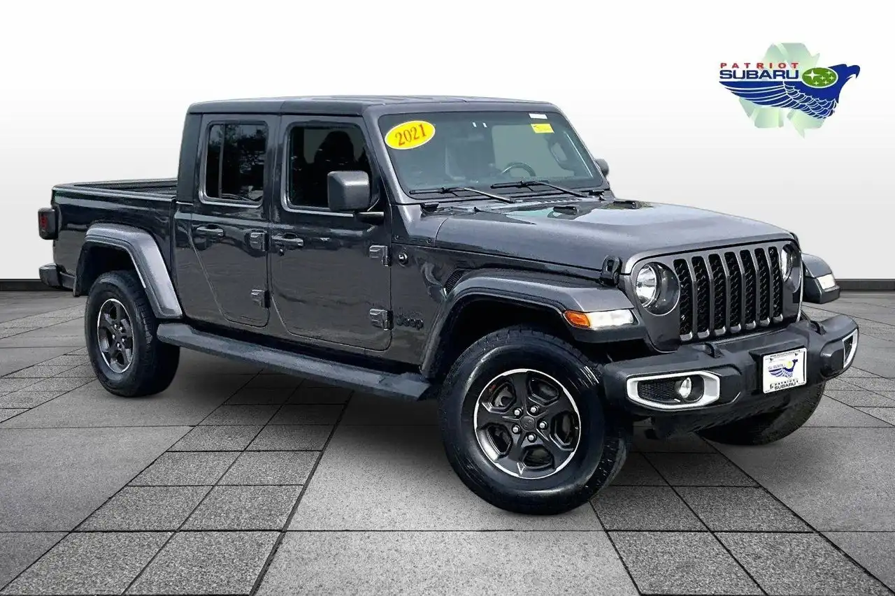 2021 Jeep Gladiator Sport S's photo