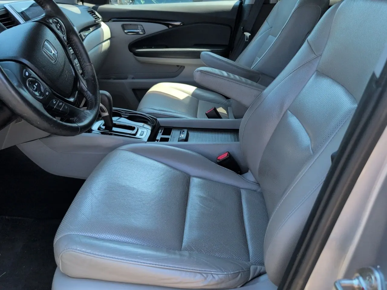 2019 Honda Ridgeline RTL AWD E photo 5