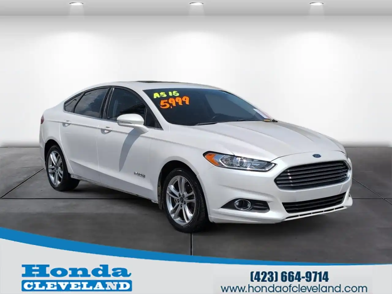 2016 Ford Fusion SE's photo