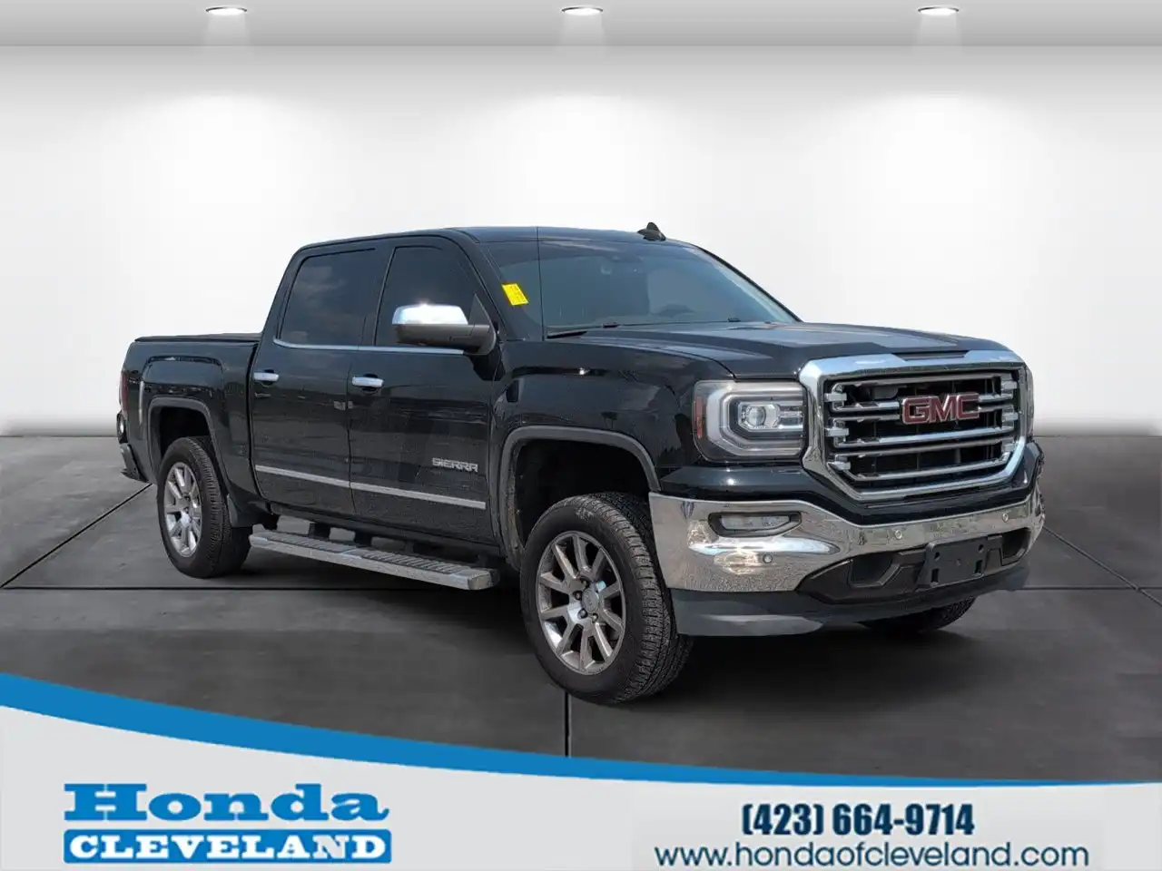 2016 GMC Sierra 2WD Crew Cab Short Box SLT's photo