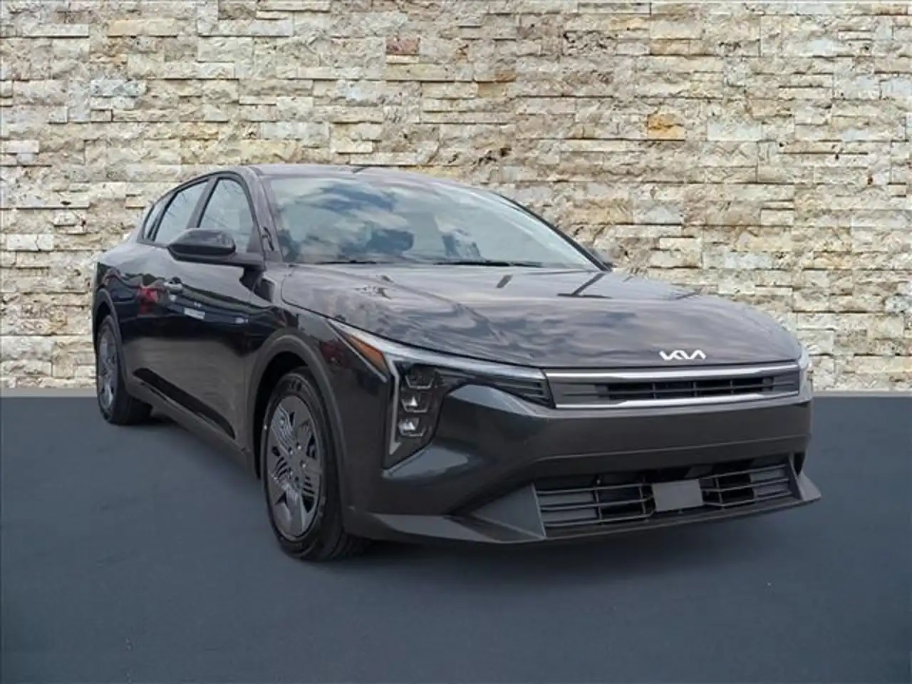 2026 Kia K4 LX AT's photo