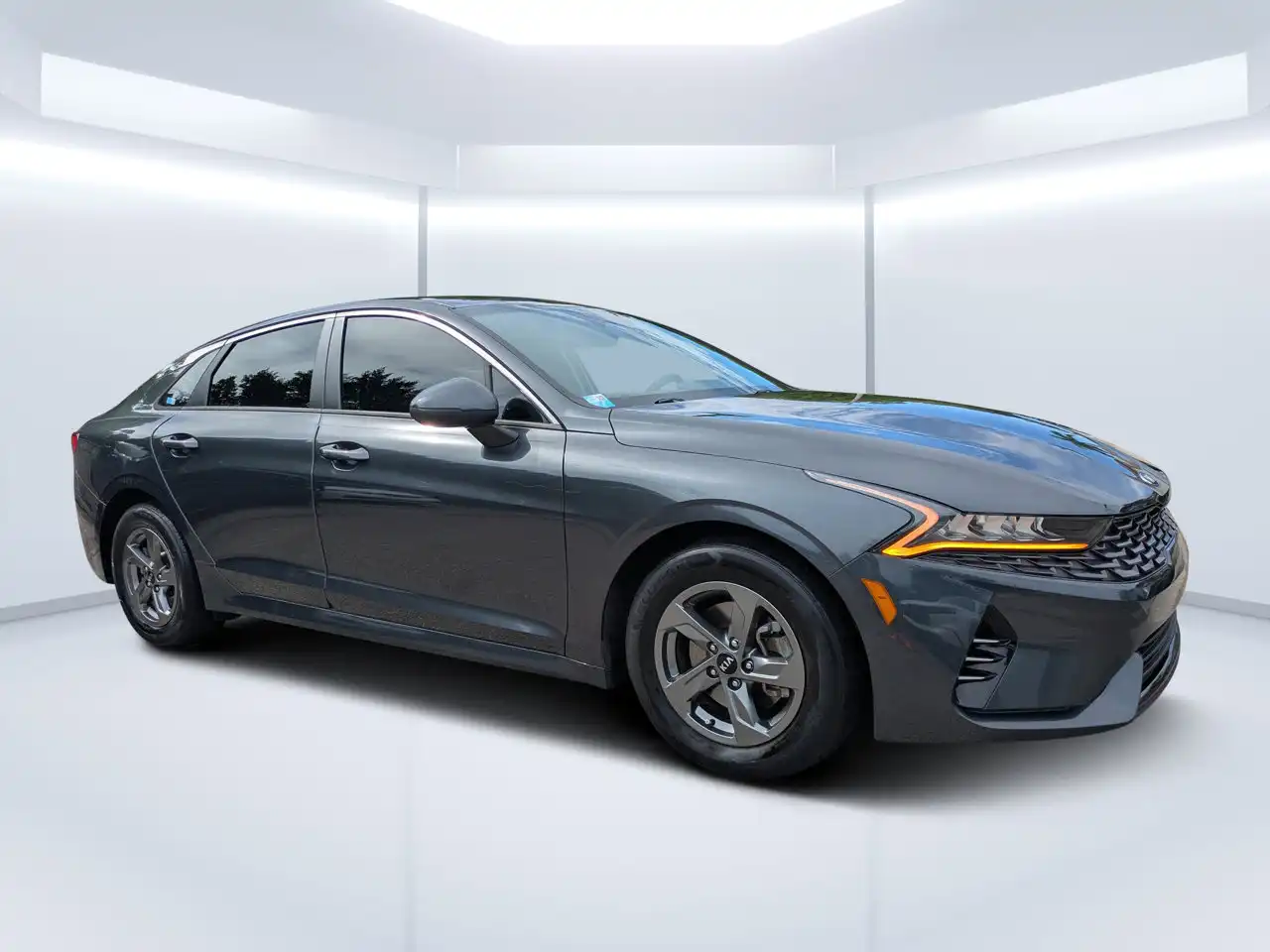 2021 Kia Optima LXS FWD's photo