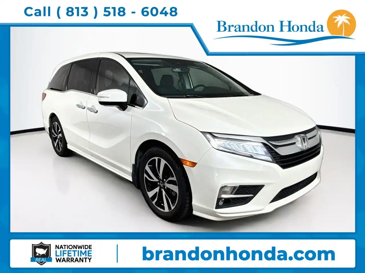 2019 Honda Odyssey Elite's photo