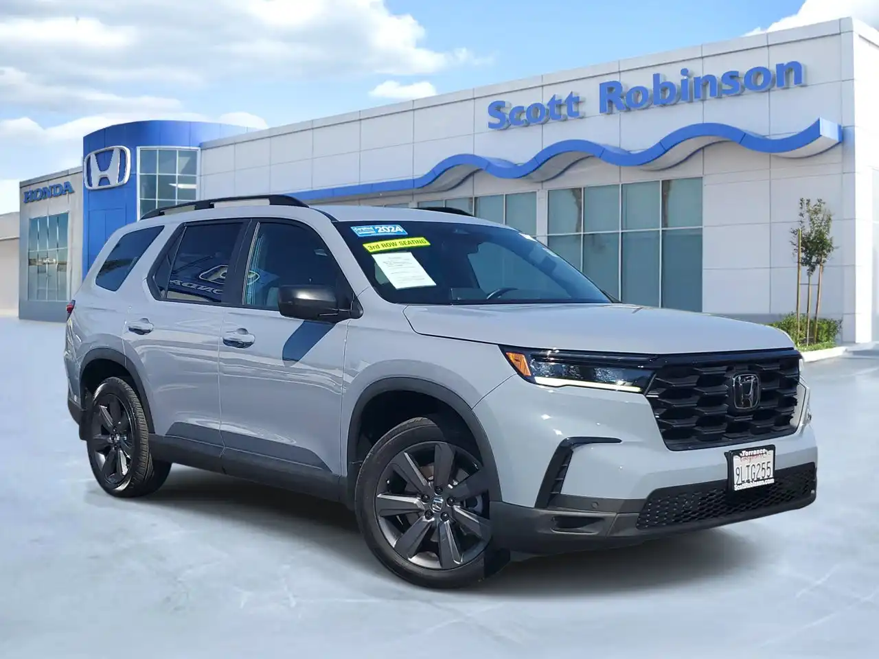 2024 Honda Pilot Sport AWD's photo