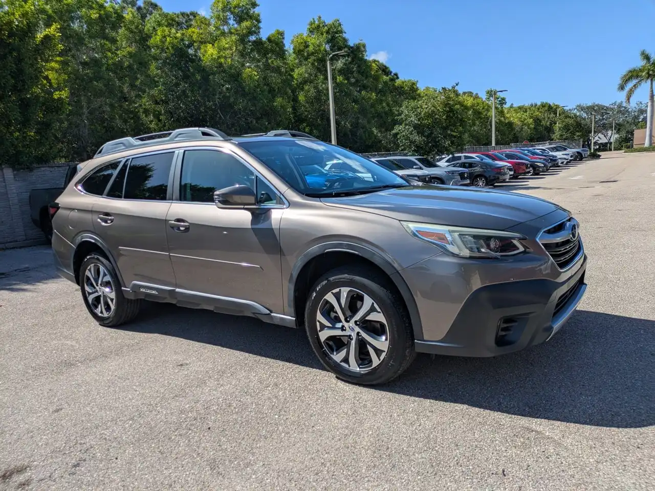 2022 Subaru Outback Limited's photo