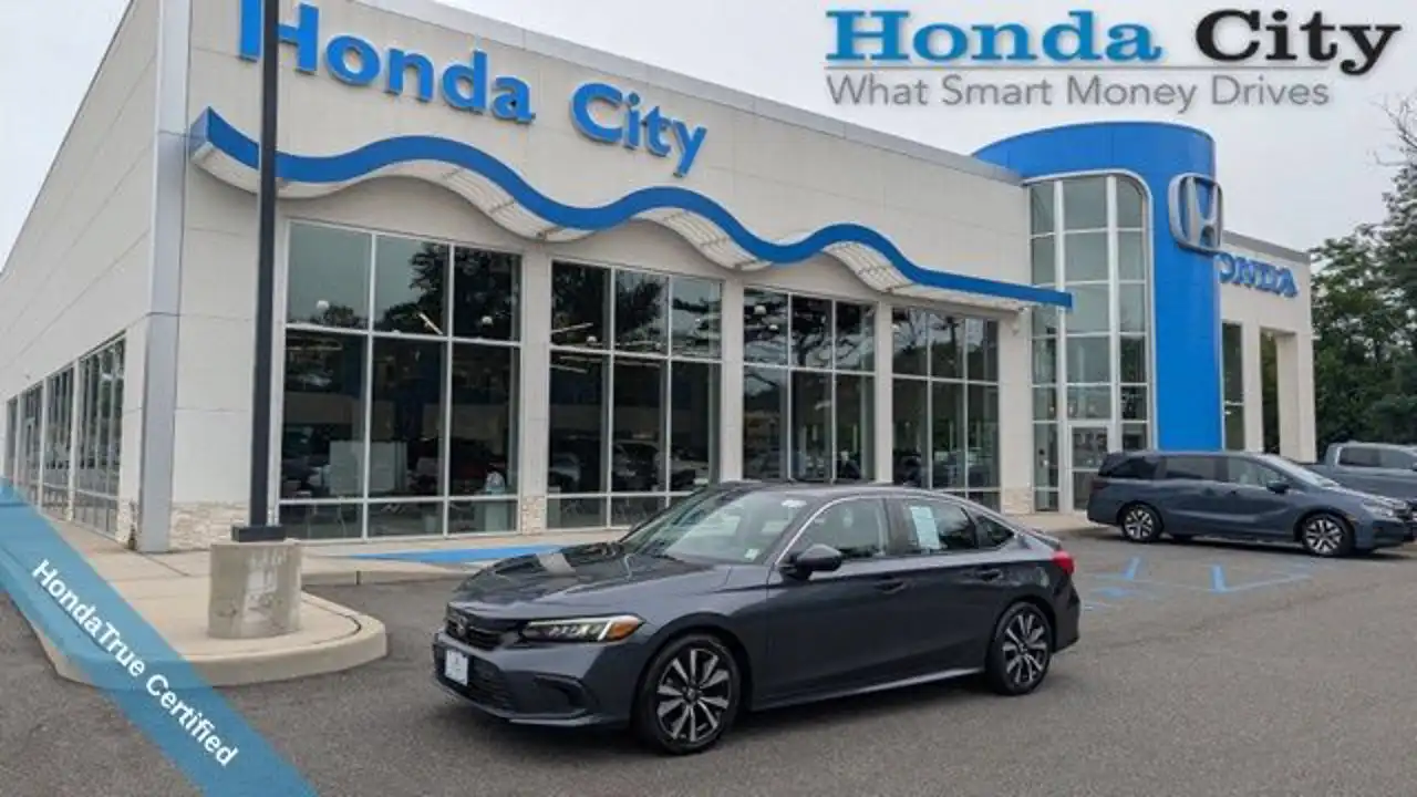 2023 Honda Civic EX CVT's photo