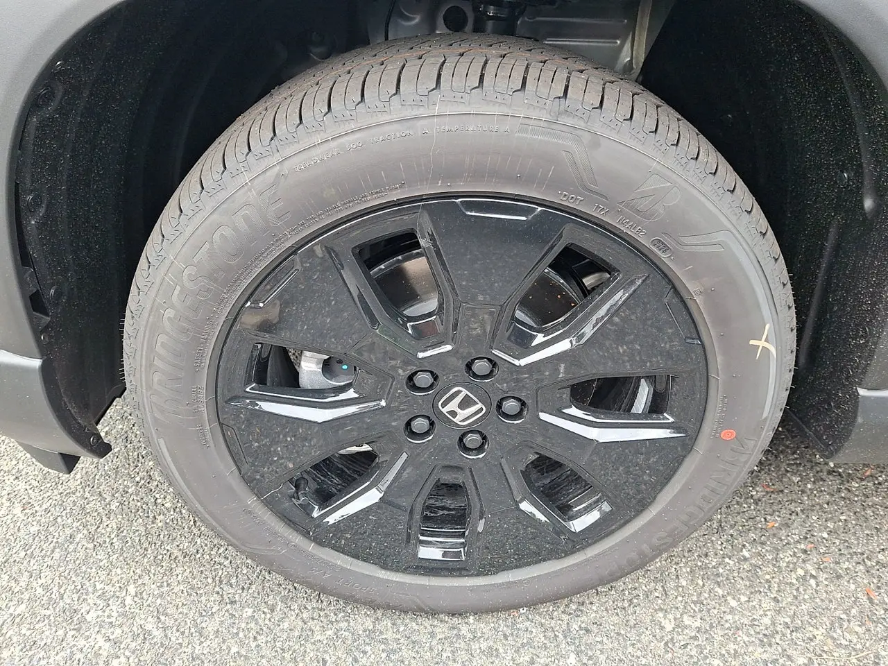 2026 Honda Pilot Black Edition AWD photo 4