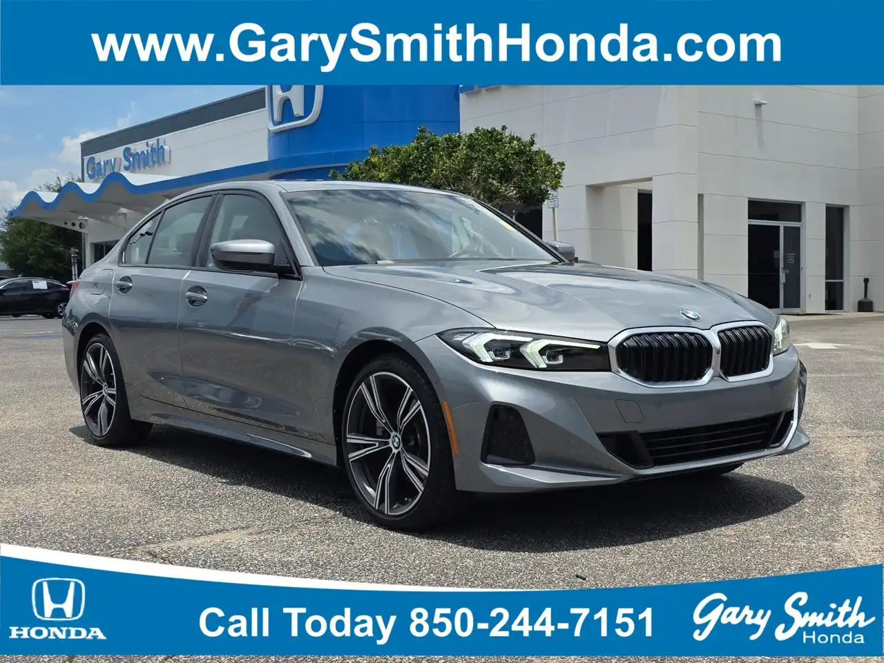 2023 BMW 3 Series 330i Sedan's photo