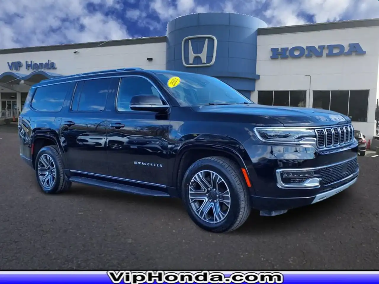 2023 Jeep Wagoneer L Series II 4WD's photo