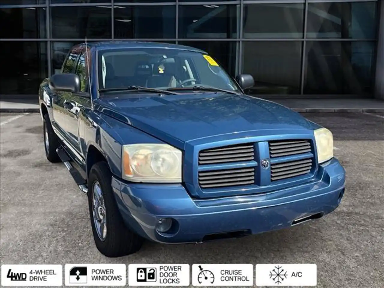 2006 Dodge Dakota SLT 4WD Quad Cab's photo
