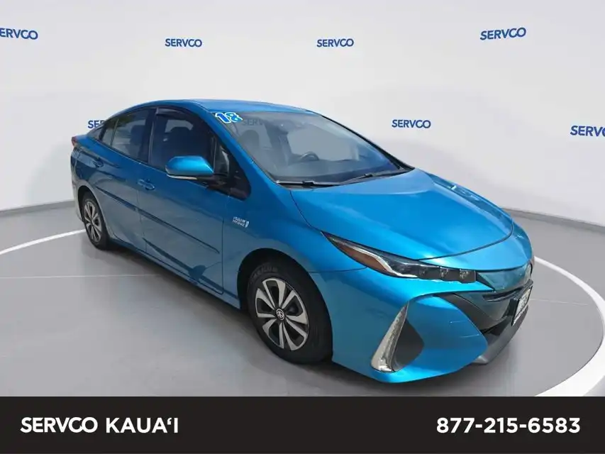 2018 Toyota Prius Prime Plus's photo