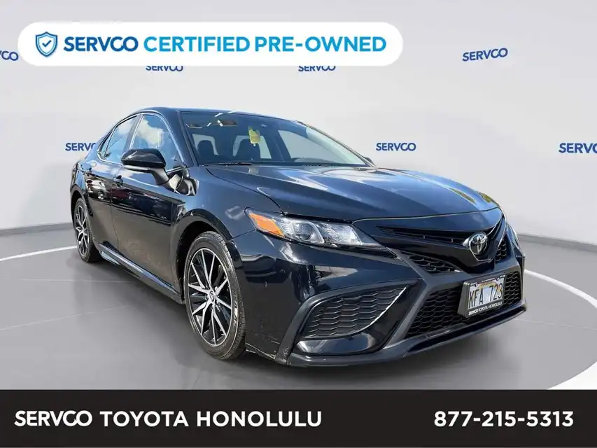 2023 Toyota Camry SE's photo