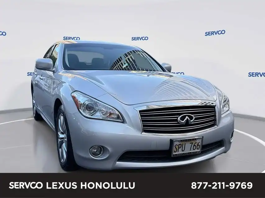 2012 INFINITI M 37's photo