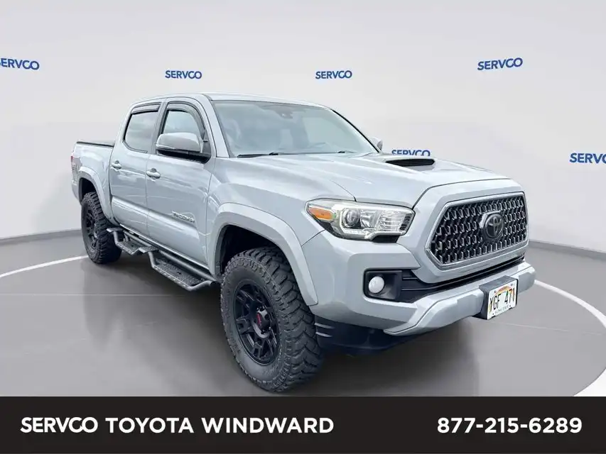 2018 Toyota Tacoma SR5 Double Cab 4x2 V6 Auto Short Bed's photo