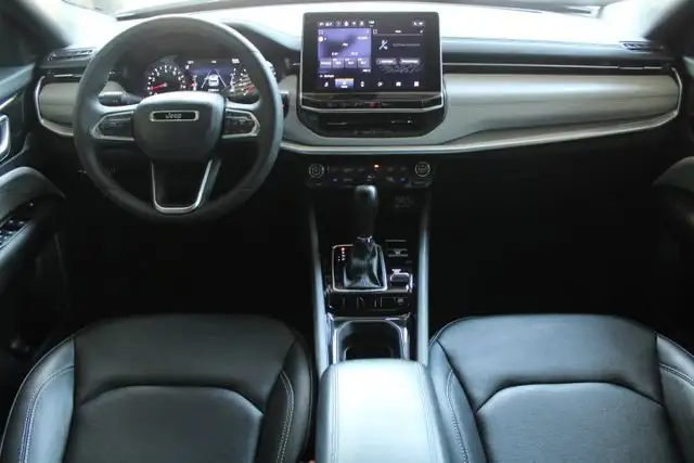 2025 Jeep Compass Limited 4X4's photo