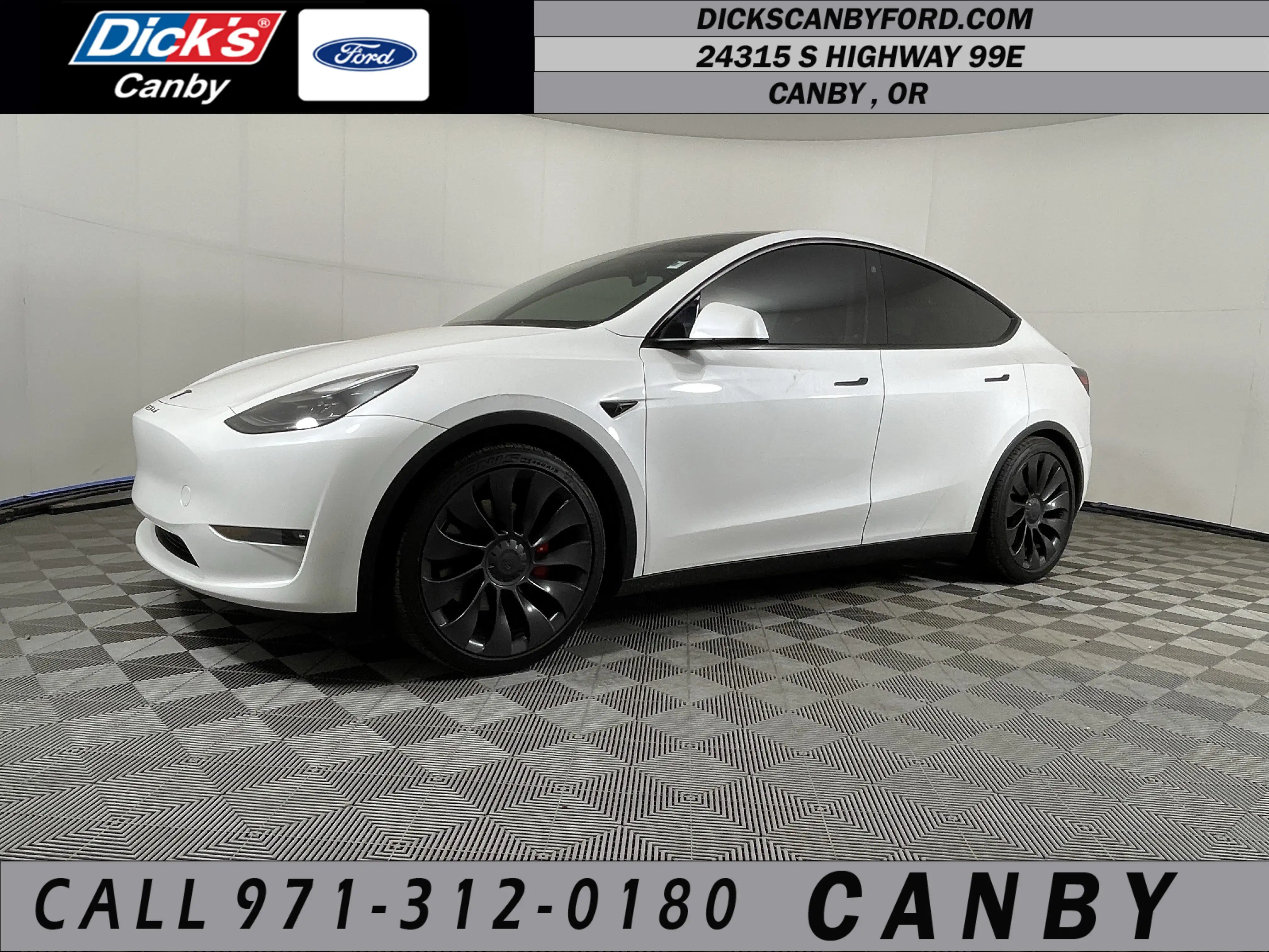 2023 Tesla Model Y Performance Dual Motor All-Wheel Drive's photo