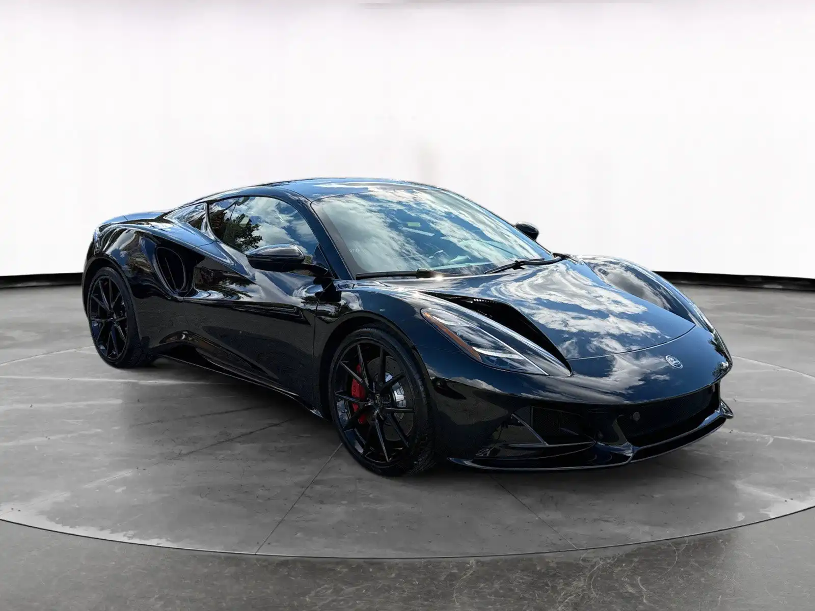 2025 Lotus Emira's photo