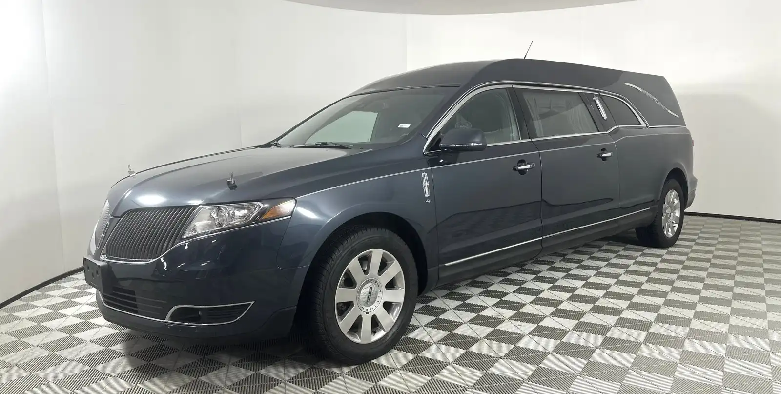 2013 Lincoln MKT's photo