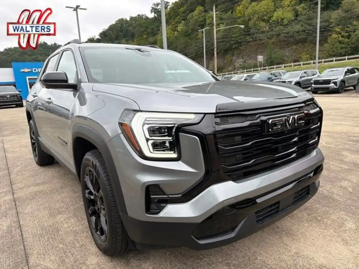 2027 GMC Terrain Elevation AWD's photo