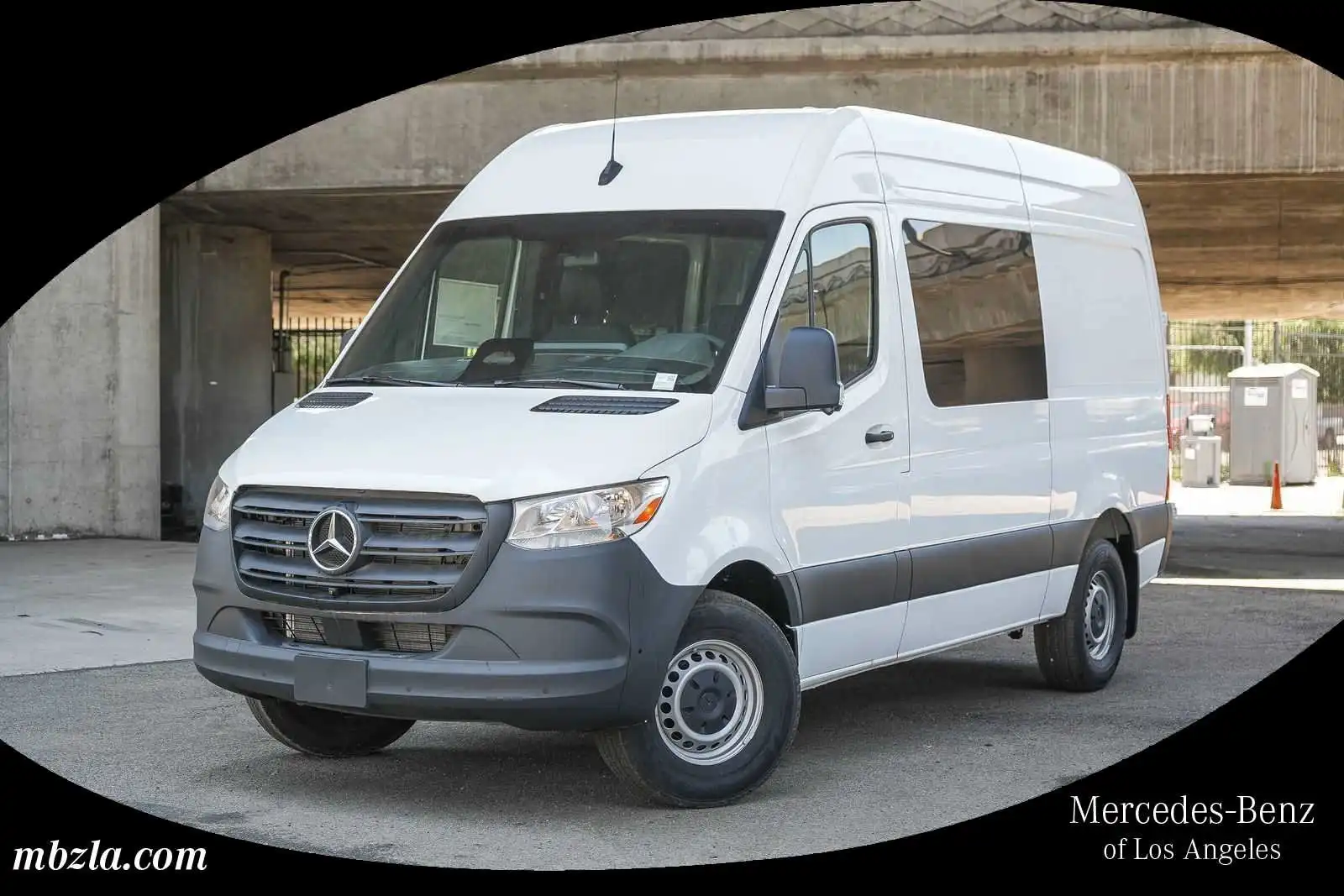 2026 Mercedes-Benz Sprinter 2500 144 WB's photo